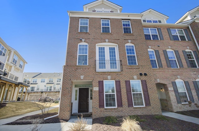 2822 Purley Ave, Ann Arbor, MI 48105 - view of property with brick siding