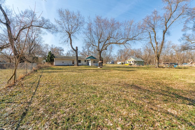 view of yard featuring fence