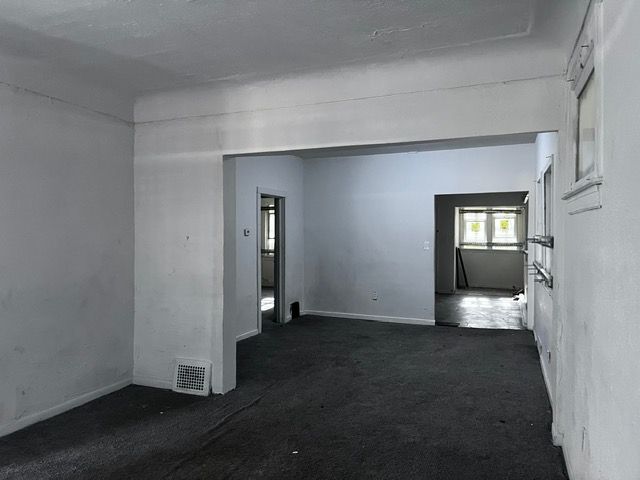 4797 Saint Clair St, Detroit, MI 48214 - photo 29