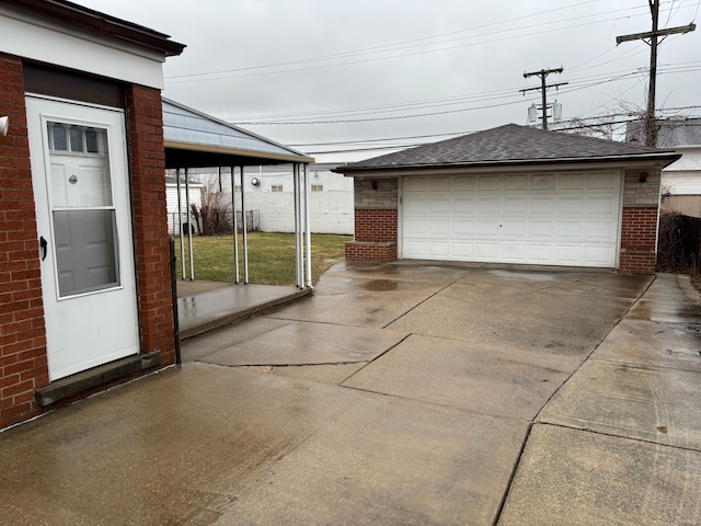 view of detached garage