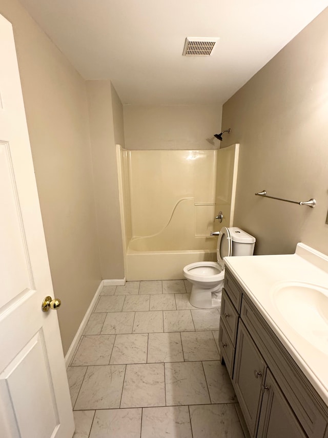 full bath featuring vanity, baseboards, visible vents, shower / bath combination, and toilet