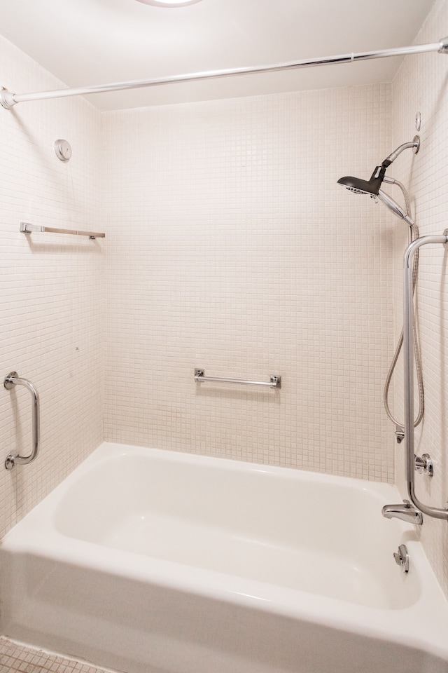 bathroom featuring shower / bath combination