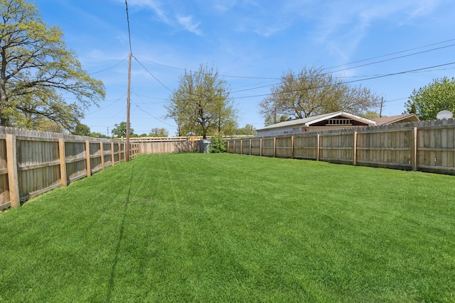537 Andresen Ct, Hazel Park, MI 48030 - view of yard