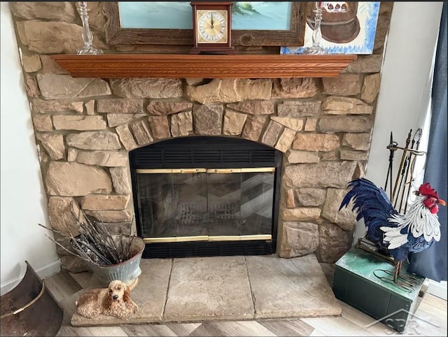 840 E Washington St, Freeland, MI 48623 - detailed view of a fireplace and wood finished floors