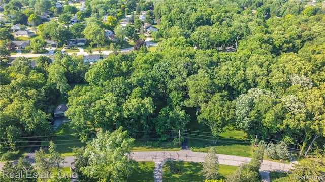 28190 Wildwood Trl, Farmington Hills, MI 48336 - view of property location with a forest
