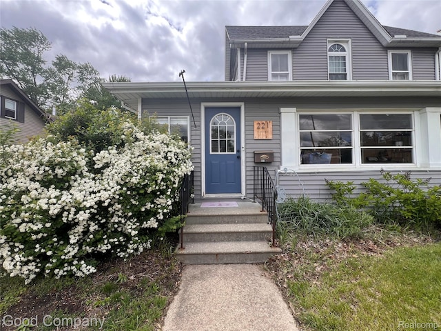 221 Center St, Clio, MI 48420 - view of front of home
