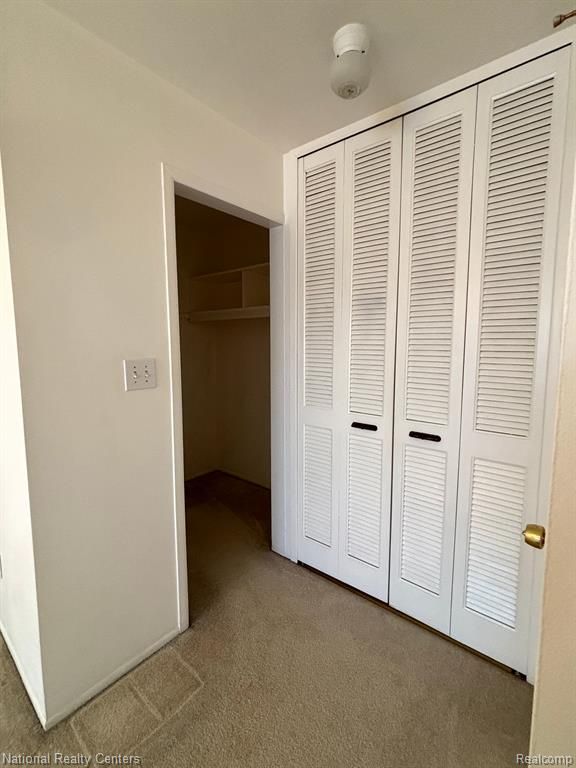 4973 E 10 Mile Rd Unit 8, Warren, MI 48091 - photo 16