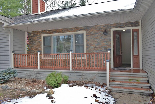 Listing photo 2 for 1683 White Oak Dr, Interlochen MI 49643