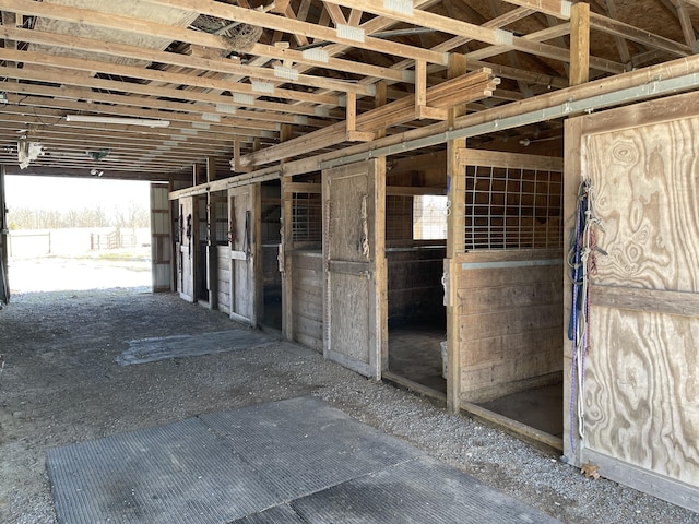 70255 51st St, Lawrence, MI 49064 - view of horse barn