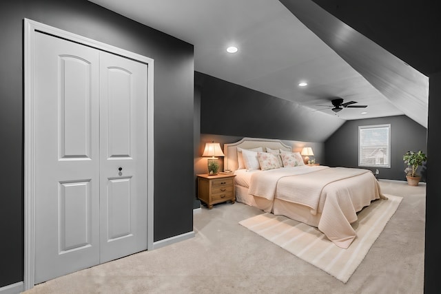 bedroom featuring a ceiling fan, light colored carpet, baseboards, lofted ceiling, and recessed lighting