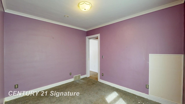 308 S Elm St, Saginaw, MI 48602 - unfurnished room featuring visible vents, crown molding, and baseboards