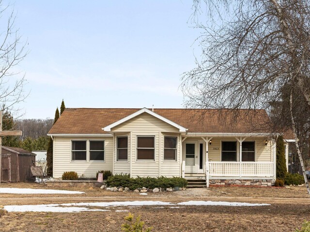 Listing photo 3 for 3403 Gleaner Hall Rd, Kingsley MI 49649
