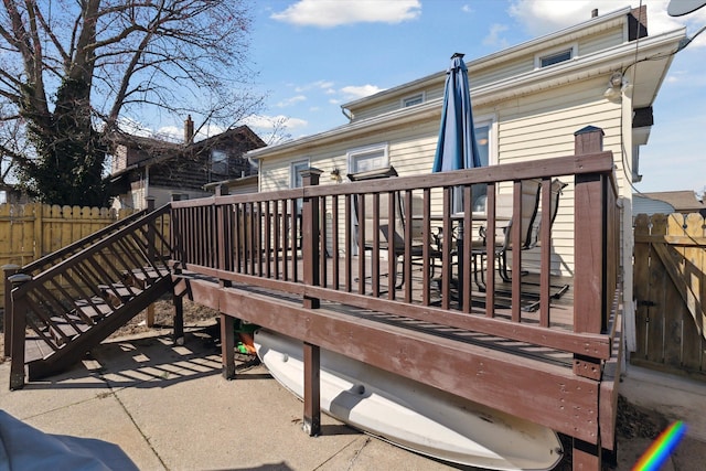 deck featuring fence