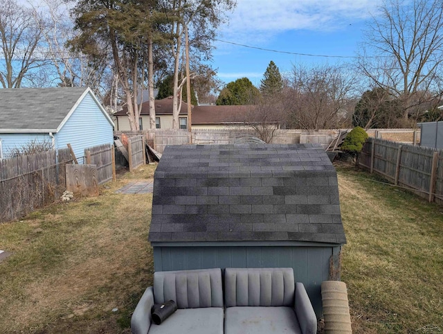 view of yard featuring a fenced backyard