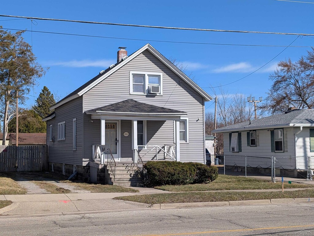 806 S Wheeler St, Saginaw, MI 48602 - photo 1