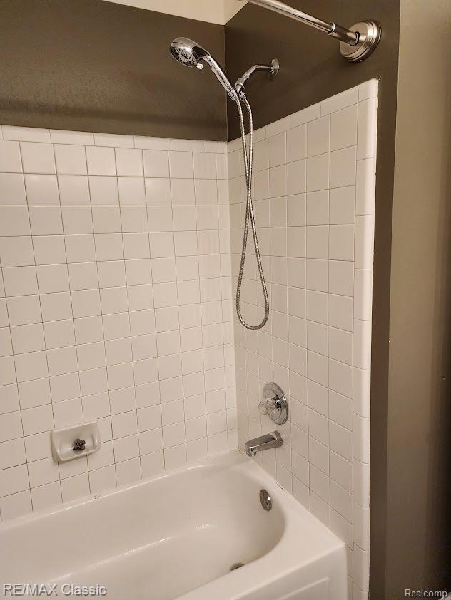 37512 Jefferson Ave Unit # 301, Harrison Township, MI 48045 - bathroom featuring shower / washtub combination