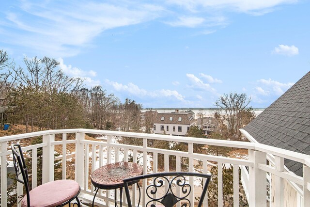 19148 Maiden Ln, Spring Lake, MI 49456 - view of balcony