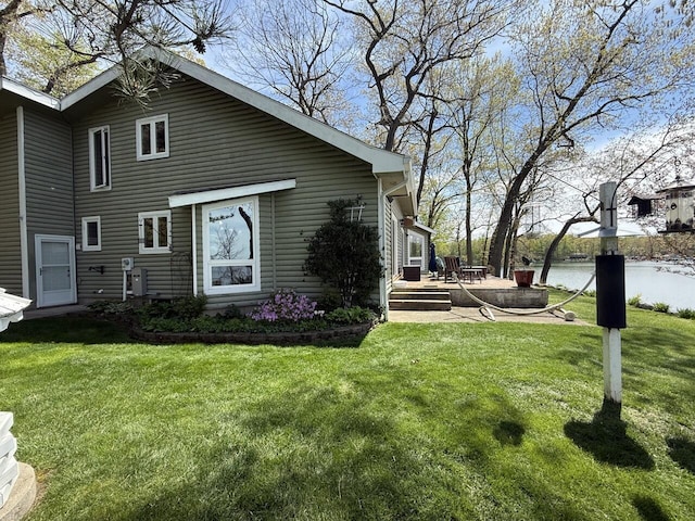 47463 Lakeview Dr, Lawrence, MI 49064 - back of property with a yard