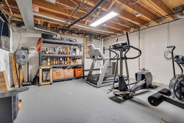 workout area featuring visible vents
