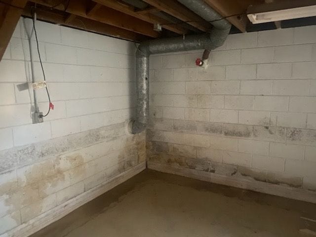 6111 Woodmoor Dr, Burton, MI 48509 - view of unfinished basement