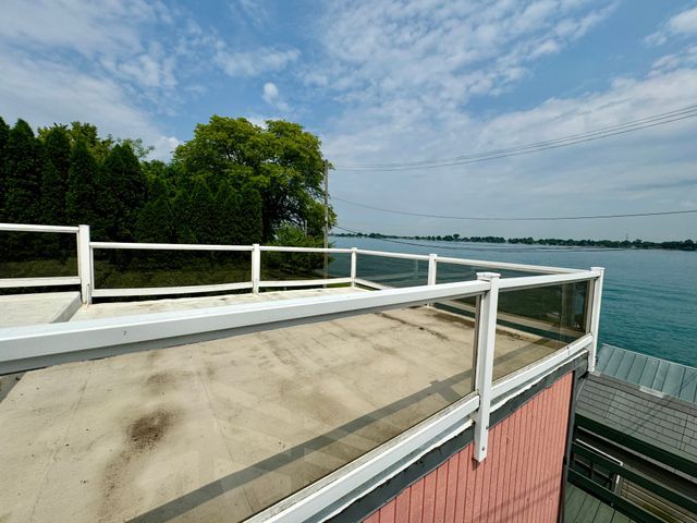 147 S Water St, Marine City, MI 48039 - exterior space featuring a water view