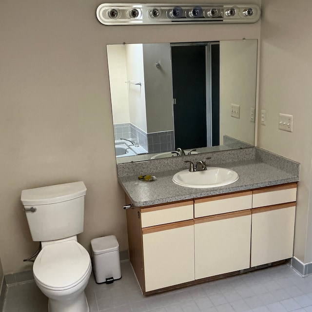 26766 Plumgrove Ln Unit 56, Farmington Hills, MI 48334 - bathroom with toilet, vanity, and baseboards