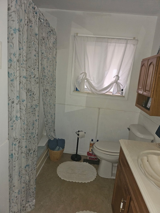 9448 Washburn Rd, Columbiaville, MI 48421 - full bathroom featuring vanity, curtained shower, and toilet