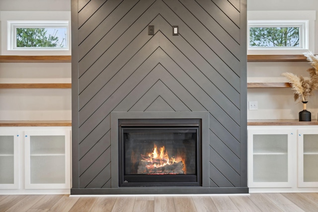 7865 Tessa Trl, Hudsonville, MI 49426 - interior details featuring a fireplace