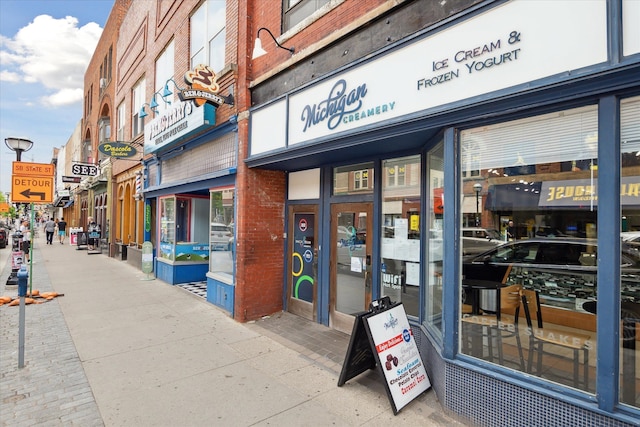 555 E William St, Ann Arbor, MI 48104 - view of building exterior
