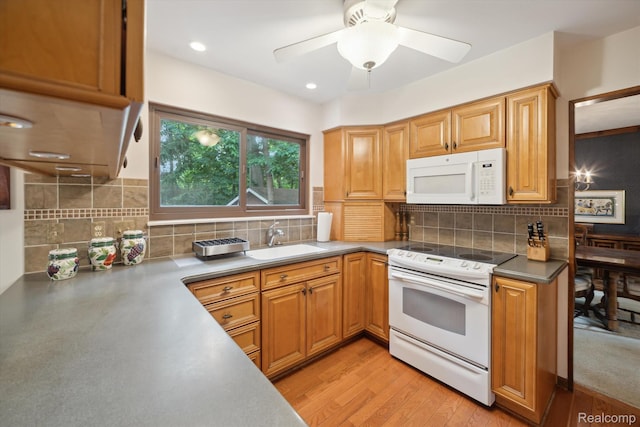 2915 Hillendale Dr, Rochester Hills, MI 48309 - kitchen featuring white appliances, backsplash, light wood-type flooring, ceiling fan, and recessed lighting