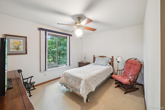 2915 Hillendale Dr, Rochester Hills, MI 48309 - carpeted bedroom featuring baseboards and ceiling fan