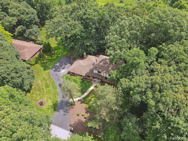 2915 Hillendale Dr, Rochester Hills, MI 48309 - aerial overview of property's location with a forest