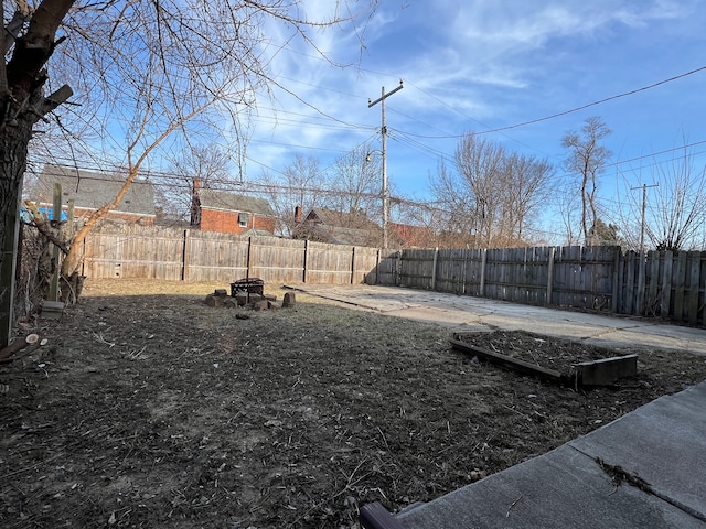 10026 Coyle St, Detroit, MI 48227 - view of yard with a fenced backyard