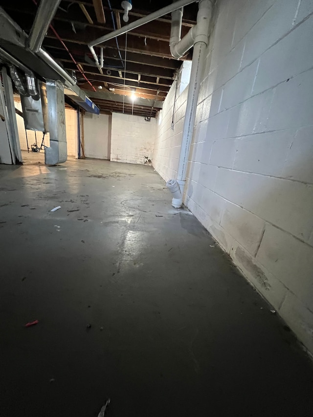 10026 Coyle St, Detroit, MI 48227 - view of unfinished basement