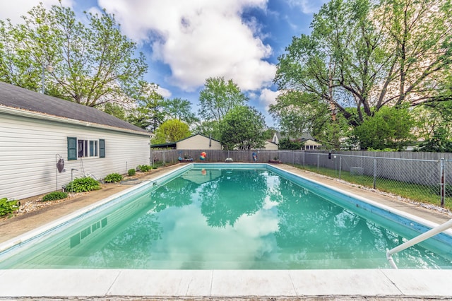 3803 Miller Rd, Kalamazoo, MI 49001 - view of swimming pool with a fenced backyard