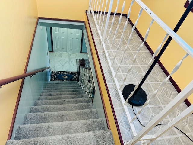 30347 Dell Ln, Warren, MI 48092 - view of stairs