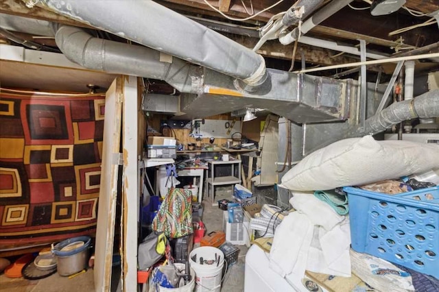 view of unfinished basement