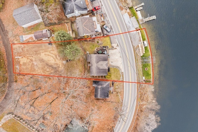 423 Heights Rd, Lake Orion, MI 48362 - aerial overview of property's location featuring property parcel outlined and a nearby body of water
