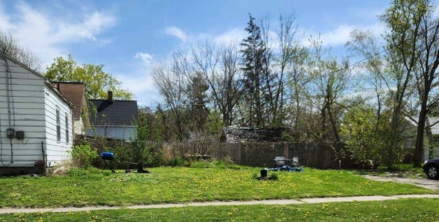 2465 N Bond St, Saginaw, MI 48602 - photo 4