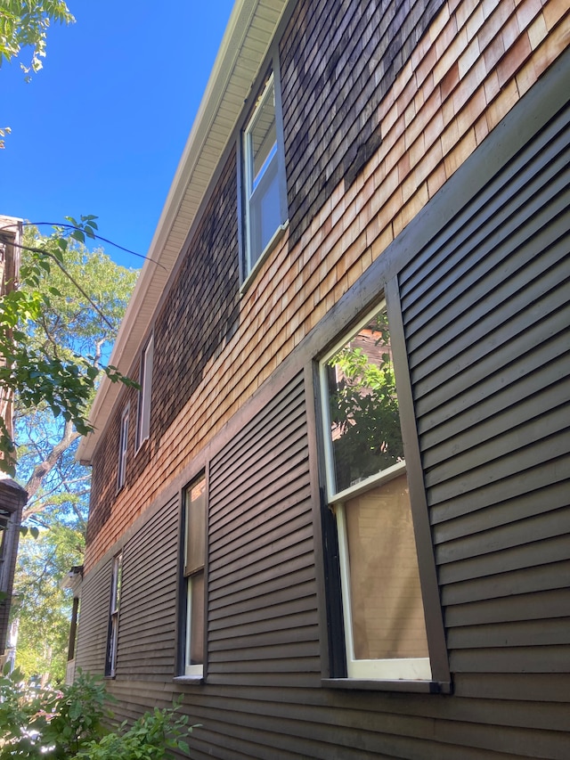 2563 Canton St, Detroit, MI 48207 - view of side of home