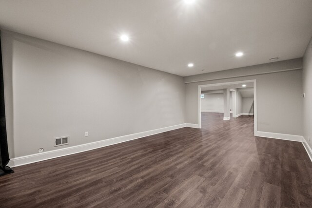 1044 Lakeside Dr, Birmingham, MI 48009 - interior space with visible vents, baseboards, recessed lighting, and dark wood finished floors