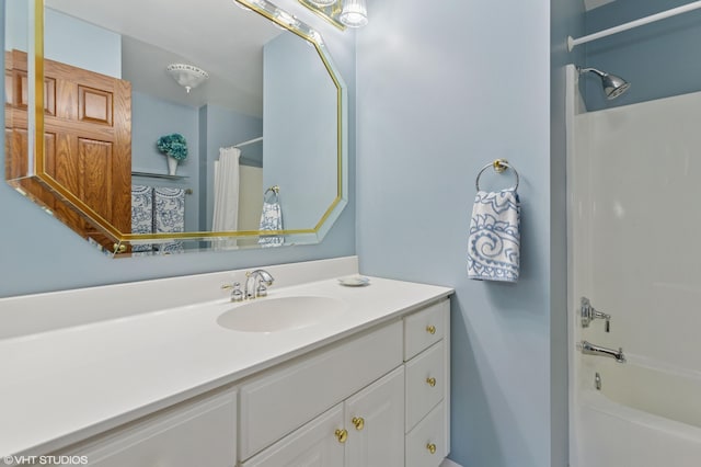 4129 Hailey Dr, Saint Joseph, MI 49085 - full bath featuring shower / tub combo and vanity