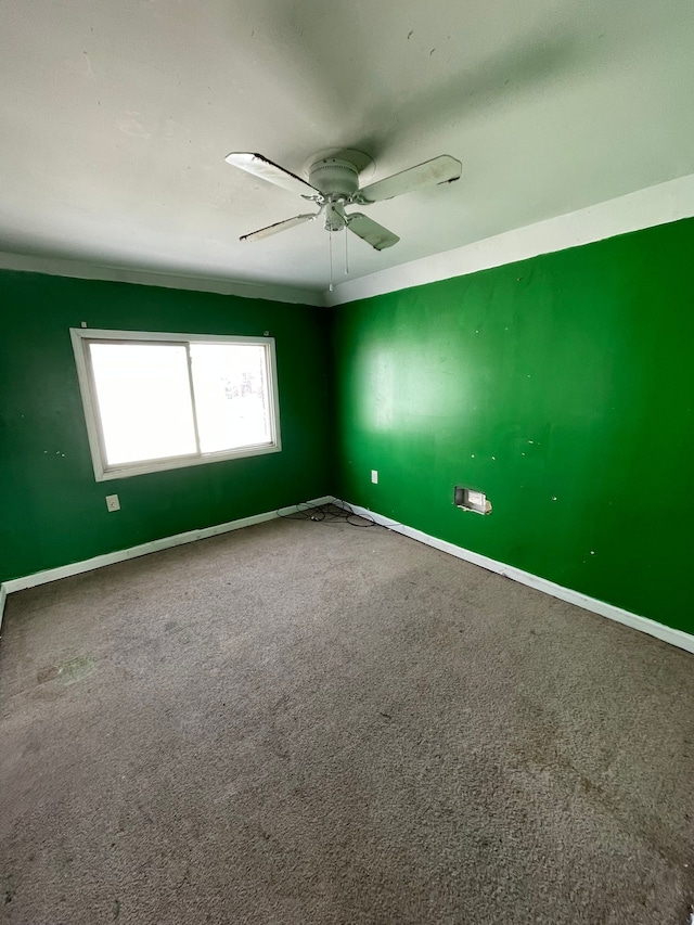 14811 Robson St, Detroit, MI 48227 - carpeted empty room with a ceiling fan and baseboards