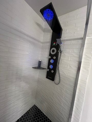 interior details with tiled shower