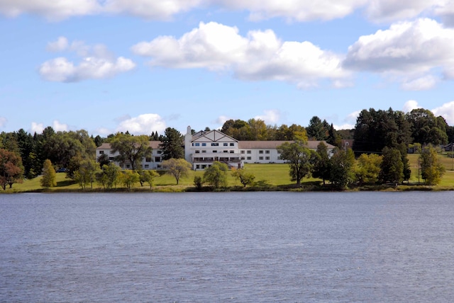 4331 N Burr Oak Rd, Lincoln, MI 48742 - water view