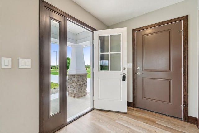 4050 Cayman Dr, Dewitt, MI 48820 - doorway with light wood-style floors