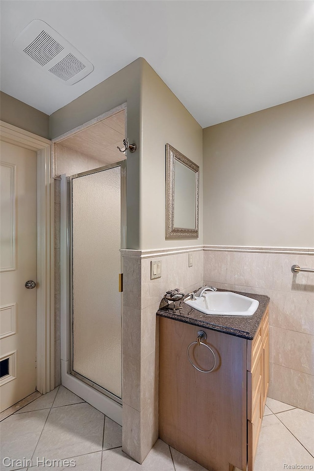 255 Camelot Way, Rochester, MI 48306 - photo 44