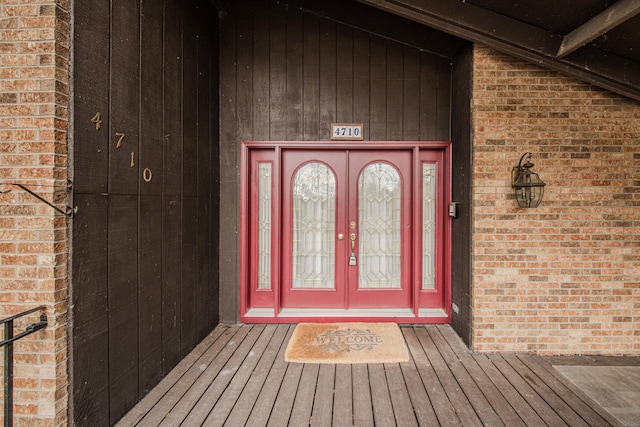 4710 Cove Rd, West Bloomfield, MI 48323 - doorway to property with brick siding