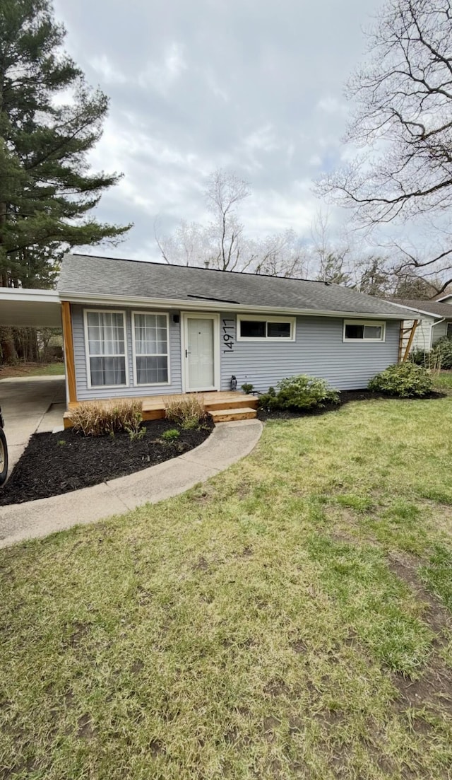 14977 Lakeshore Ave, Grand Haven, MI 49417 - photo 1