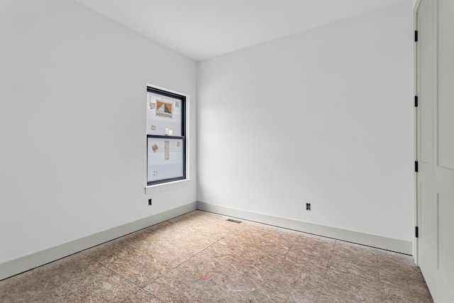 215 Nottingham Dr, Brooklyn, MI 49230 - unfurnished room with baseboards
